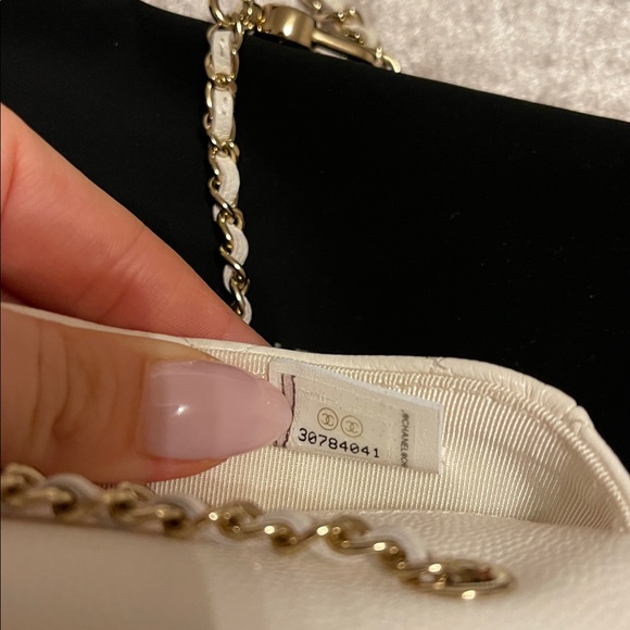 Authentic Chanel 2020 white caviar quilted classic mini chain belt bag - Picture 11 of 14